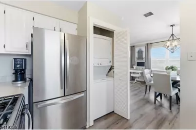 779 Riverside Ave #201, Lyndhurst Township, NJ 07071 - Photo 17