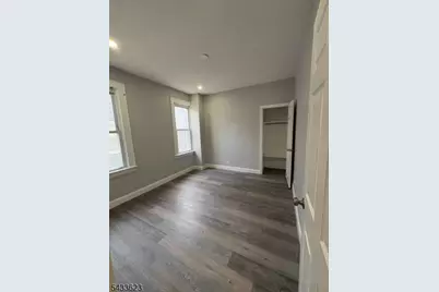 197 Hansbury Ave, Newark, NJ 07112 - Photo 5