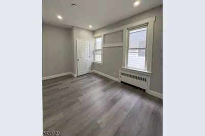 197 Hansbury Ave, Newark, NJ 07112 - Photo 7
