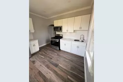 197 Hansbury Ave, Newark, NJ 07112 - Photo 3