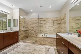 76 Schindler Way, Fairfield Twp., NJ 07004 - Photo 17