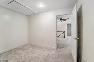 76 Schindler Way, Fairfield Twp., NJ 07004 - Photo 25