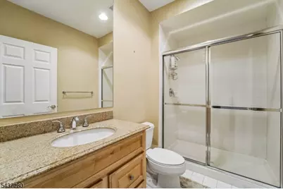 76 Schindler Way, Fairfield Twp., NJ 07004 - Photo 27