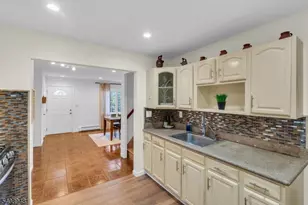 37 Schmitt Rd, West Orange Township, NJ 07052 - Photo 9