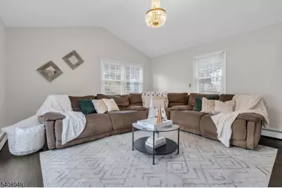37 Schmitt Road, West Orange Township, NJ 07052 - Photo 5