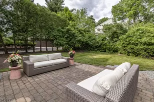 200 Wychwood Rd, Westfield, NJ 07090 - Photo 31