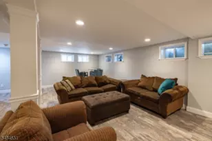 200 Wychwood Rd, Westfield, NJ 07090 - Photo 29