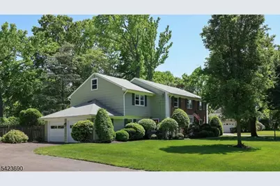 2278 Edgewood Ter, Scotch Plains Township, NJ 07076 - Photo 3