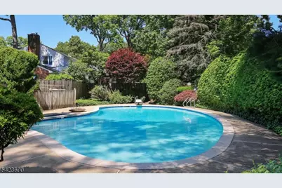 2278 Edgewood Ter, Scotch Plains Township, NJ 07076 - Photo 39