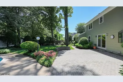 2278 Edgewood Ter, Scotch Plains Township, NJ 07076 - Photo 41