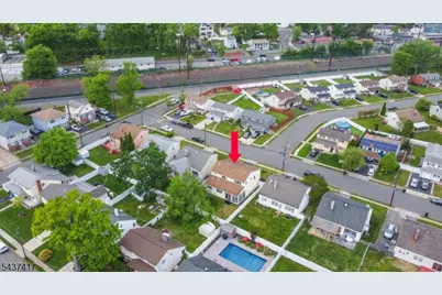95 Pine St, Woodbridge Township, NJ 08830 - Photo 29