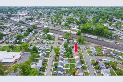 95 Pine St, Woodbridge Township, NJ 08830 - Photo 33