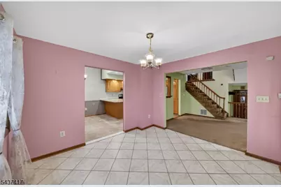 95 Pine St, Woodbridge Township, NJ 08830 - Photo 11