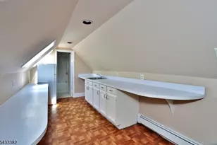 44 Christopher St, Montclair, NJ 07042 - Photo 35