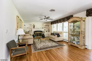 5 Pinewood Terrace, Fairfield, NJ 07004 - Photo 17