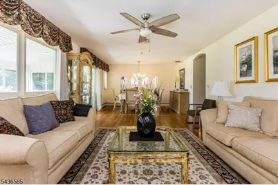 5 Pinewood Ter, Fairfield, NJ 07004 - Photo 15