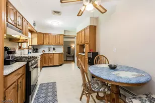 5 Pinewood Terrace, Fairfield, NJ 07004 - Photo 7