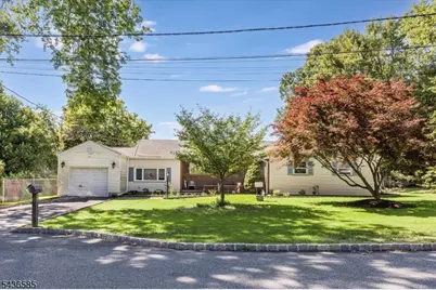 5 Pinewood Ter, Fairfield, NJ 07004 - Photo 1