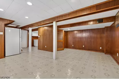 1089 E 23rd St, Paterson, NJ 07513 - Photo 27