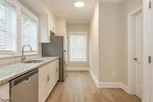 84 Auburn St, Paterson, NJ 07501 - Photo 11