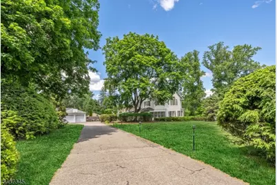 457 Russell Ave, Wyckoff Township, NJ 07481 - Photo 3