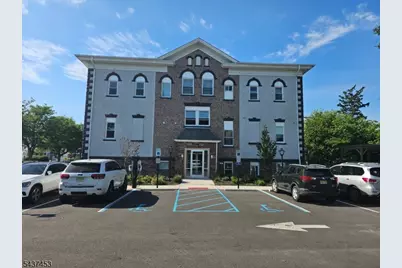 33 2nd St #6, Raritan, NJ 08869 - Photo 1