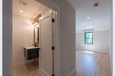 617 Brookside Pl, Cranford Township, NJ 07016 - Photo 21