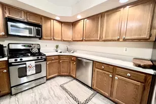 209 Strull Ct, Bridgewater, NJ 08807 - Photo 11