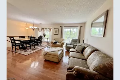 209 Strull Ct, Bridgewater, NJ 08807 - Photo 7