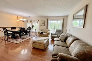 209 Strull Ct, Bridgewater, NJ 08807 - Photo 7