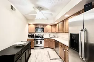 209 Strull Ct, Bridgewater, NJ 08807 - Photo 9