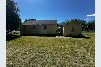 709 Huff Ave, Manville, NJ 08835 - Photo 3