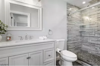 22B Arcadia Pl, Union Township, NJ 07088 - Photo 29