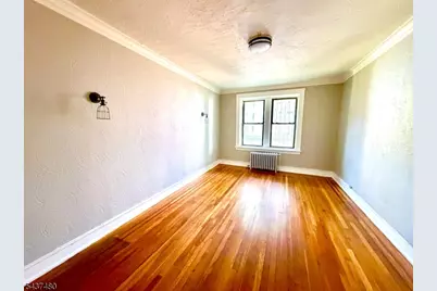 17 Elwood Pl Apt #103, Newark, NJ 07104 - Photo 9