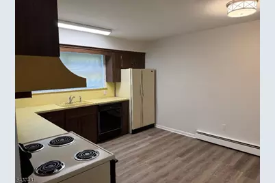 44 Burgh Ave, Clifton, NJ 07011 - Photo 3