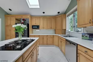 45 Kershner Pl, Fair Lawn, NJ 07410 - Photo 17