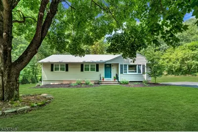 31 Fieldstone Dr, Ringwood, NJ 07456 - Photo 1
