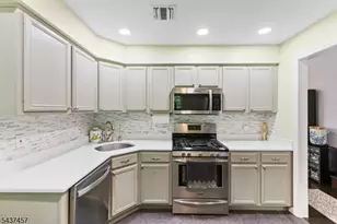 19 Schindler Dr, Rockaway Township, NJ 07866 - Photo 5