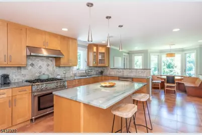 591 Highland Ave, Little Falls Township, NJ 07043 - Photo 11