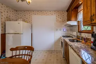 149 Strawberry Hill Ave, Woodbridge Township, NJ 07095 - Photo 9