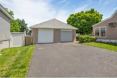 203 Charlton Ave, Lodi, NJ 07644 - Photo 3