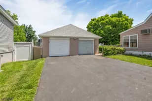 203 Charlton Ave, Lodi, NJ 07644 - Photo 3