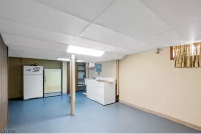 203 Charlton Ave, Lodi, NJ 07644 - Photo 15