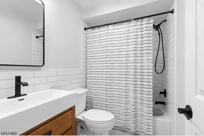 2 Center St, Butler, NJ 07405 - Photo 13