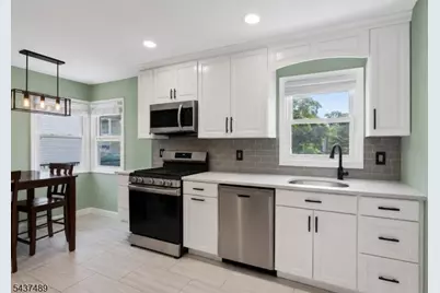 2 Center St, Butler, NJ 07405 - Photo 7