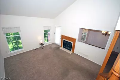 34 Delaware Ln, Branchburg Township, NJ 08876 - Photo 5
