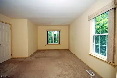34 Delaware Ln, Branchburg Township, NJ 08876 - Photo 21