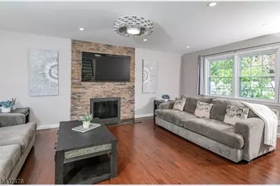 22 Cleveland Cir, Montgomery Township, NJ 08558 - Photo 7