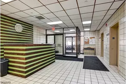 10 N Wood Ave #519, Linden, NJ 07036 - Photo 3