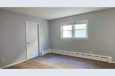 615 W Camplain Road Apt 1, Manville, NJ 08835 - Photo 3